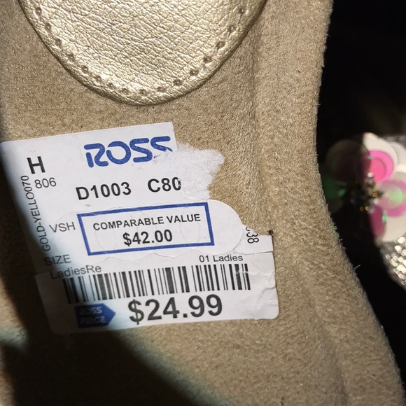 👡CLOSET CLOSING!! 👡 NWT by Kenneth Cole Reaction - Picture 4 of 4